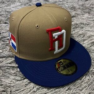 NEW ERA DOMINICAN REPUBLIC 59FIFTY FITTED HAT SIZE 7 1/8 WORLD BASEBALL CLASSIC